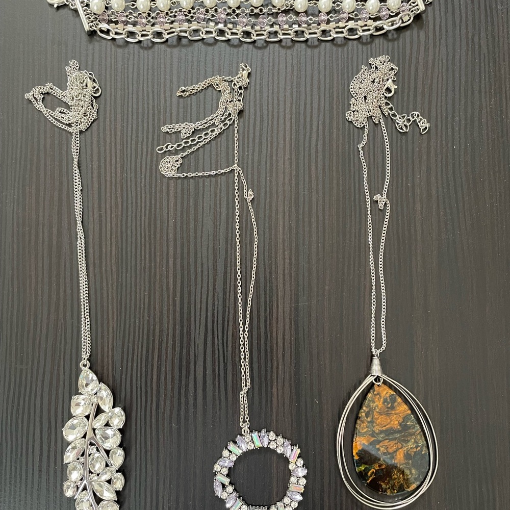 Jewelry bundle - Picture 2 of 10